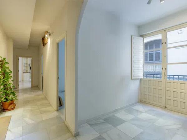 Продажа квартиры на Barrio Centro Histórico, Малага
 photo 2