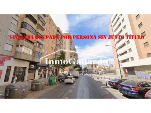 Продажа квартиры на Calle Ferrocarril del Puerto, Малага
 photo 3