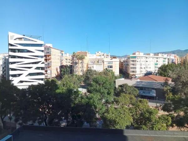 Venta de piso en Calle Esperanto, Málaga
thumbnail 2