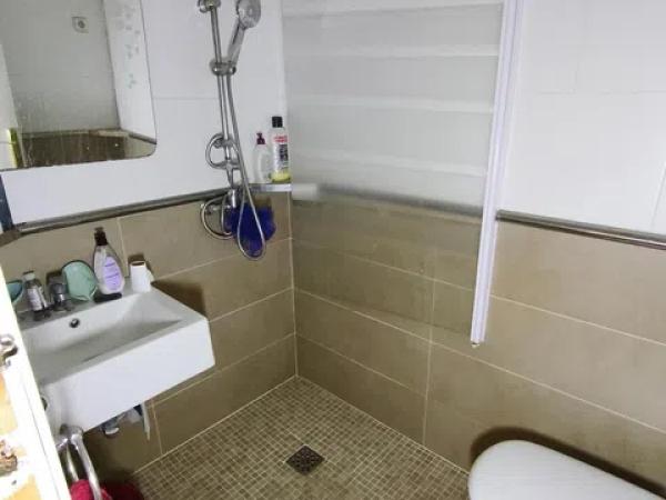 Продажа квартиры на Pasaje Noblejas, Малага
 photo 1