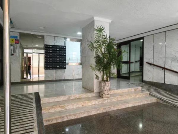 Продажа квартиры на Pasaje Noblejas, Малага
 photo 4