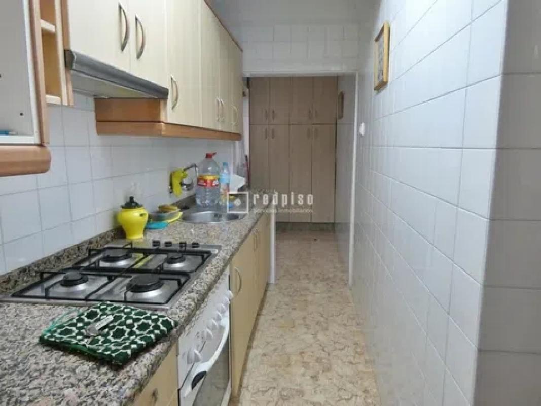 Продажа квартиры на Calle Cristo de la Epidemia, Малага
photo 4