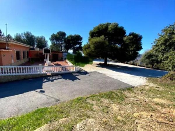 Casa independiente en camino del Colmenar s/n thumbnail 2
