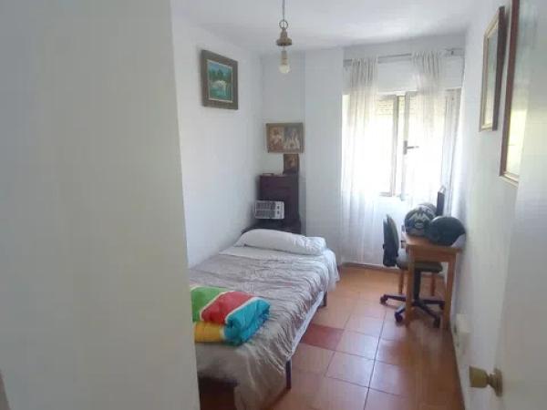 Sale of flat in Avenida del Comandante Benítez, Málaga
 photo 4