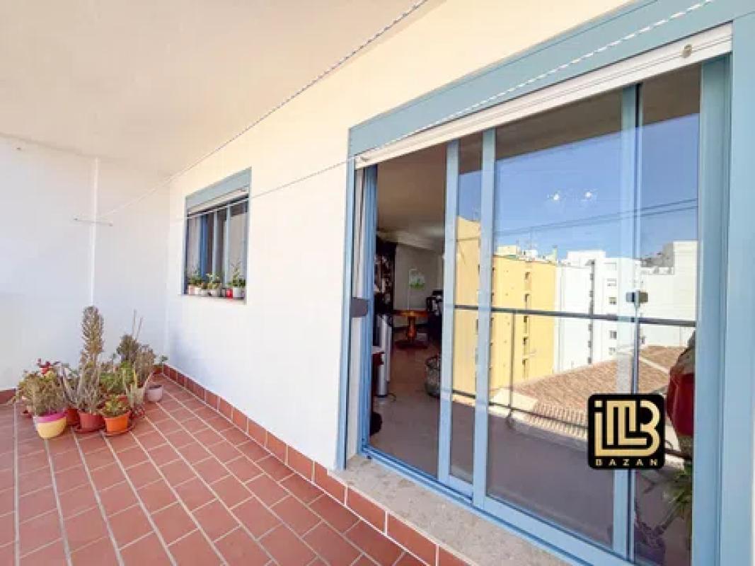 Продажа квартиры на Calle Montes de Oca, Малага
 photo 2