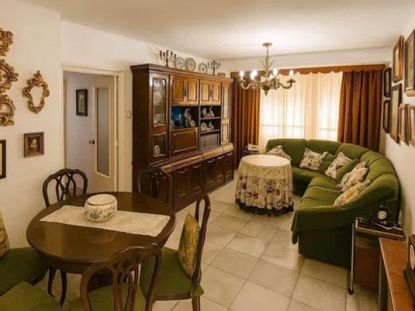 Sale of flat in Barrio Centro Histórico, Málaga
 photo 1