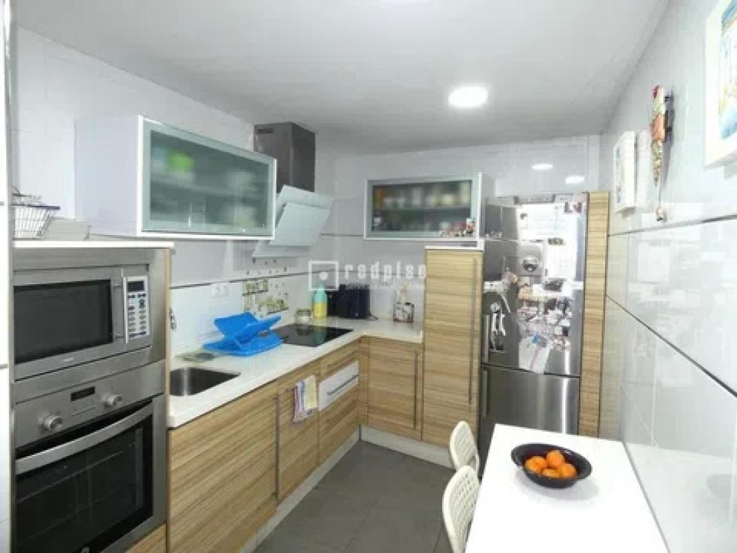Недвижимость на продажу и в аренду в Испании photo 1