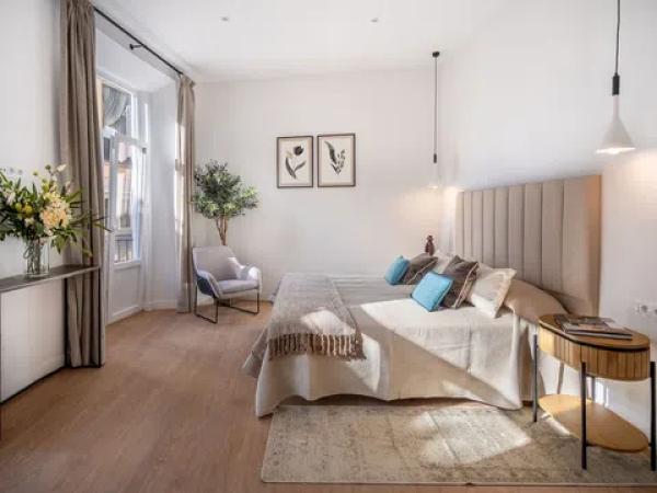 Sale of flat in Calle Marín García, Málaga
 photo 1