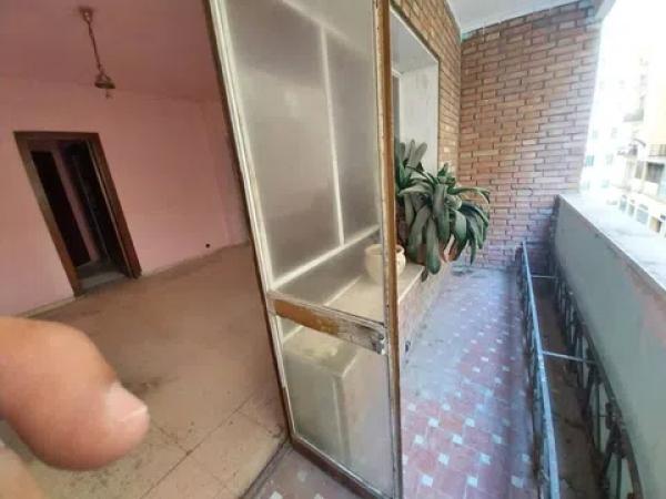 Sale of flat in Calle San Lorenzo, Málaga
 photo 3