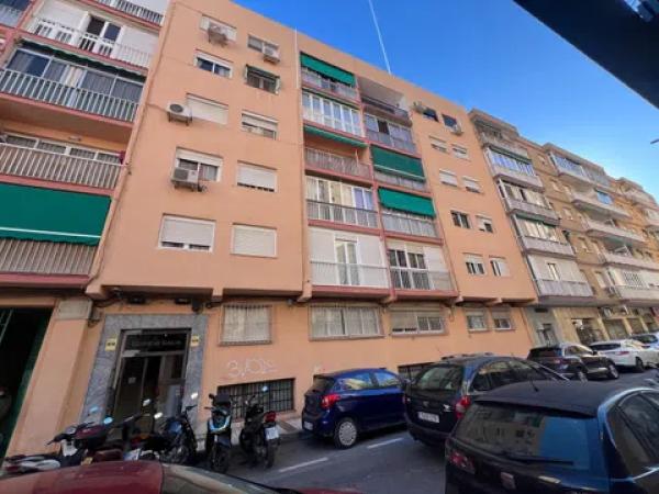 Sale of flat in Calle Gordón, Málaga
 photo 1