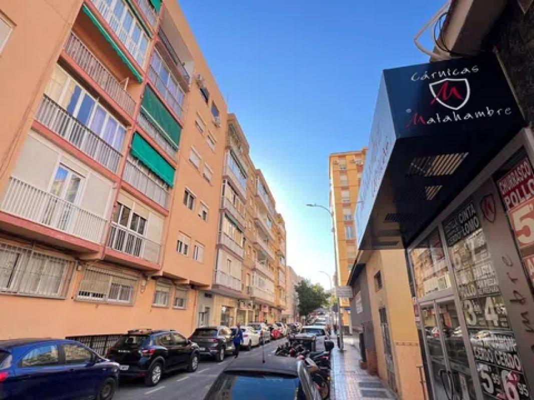 Sale of apartment in Calle Gordón, Málaga
photo 2