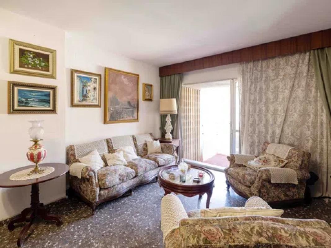 Venta de piso en Avenida de Andalucía, Málaga
photo 1