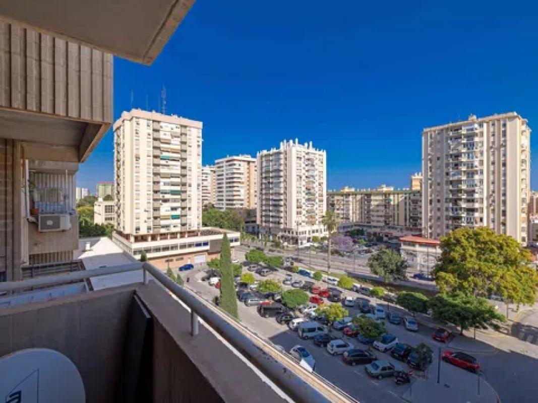 Venta de piso en Avenida de Andalucía, Málaga
photo 5