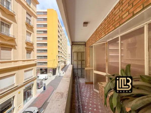 Sale of flat in Calle San Lorenzo, Málaga
 photo 3