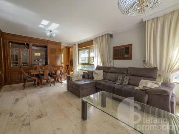 Sale of flat in Calle Hilera, Málaga
 photo 4