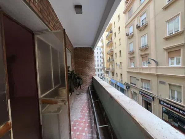 Sale of flat in Barrio Ensanche Centro - Soho, Málaga
 photo 3