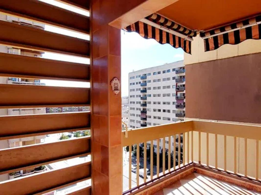 Venta de piso en Avenida de Andalucía, Málaga
photo 1