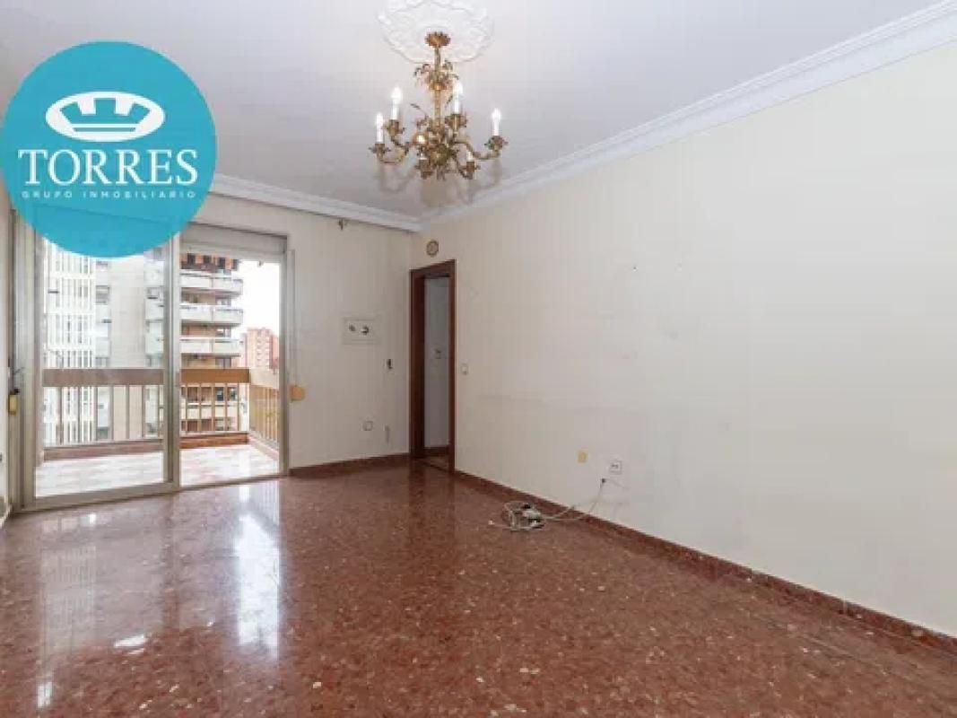 Продажа квартиры на Avenida de Andalucía, Малага
 photo 5