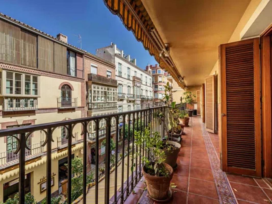Sale of apartment in Calle Casapalma, Málaga
 photo 3
