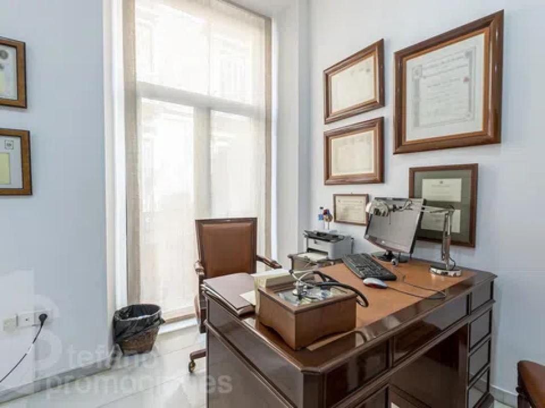 Продажа квартиры на Barrio Centro Histórico, Малага
photo 5
