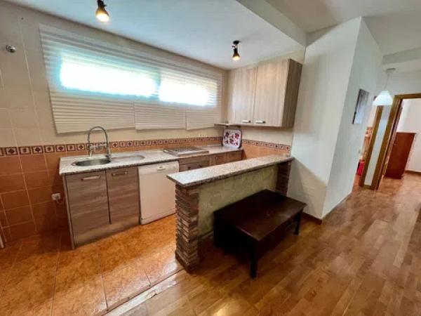 Продажа квартиры на Calle Decano Salvador Barroso, 16, Малага
 photo 3