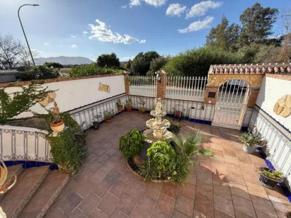 Chalet adosado en camino golf guadalmar photo 4