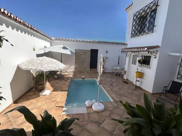 Chalet adosado thumbnail 2
