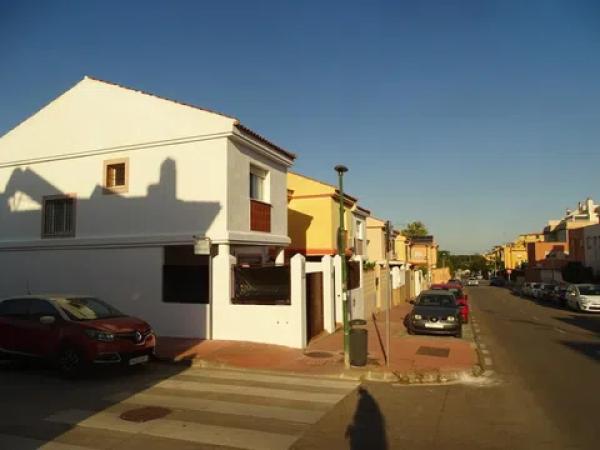 Chalet adosado en calle del Maestro Vert photo 1