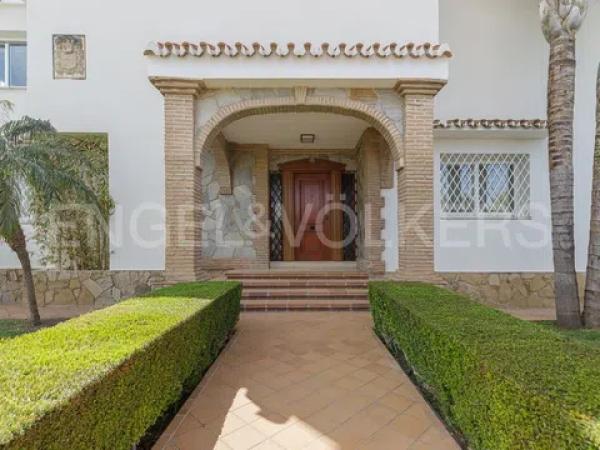 Casa independiente en calle Wilkinson photo 4