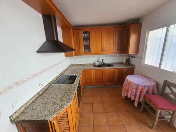Chalet adosado en calle del Maestro Vert s/n photo 4