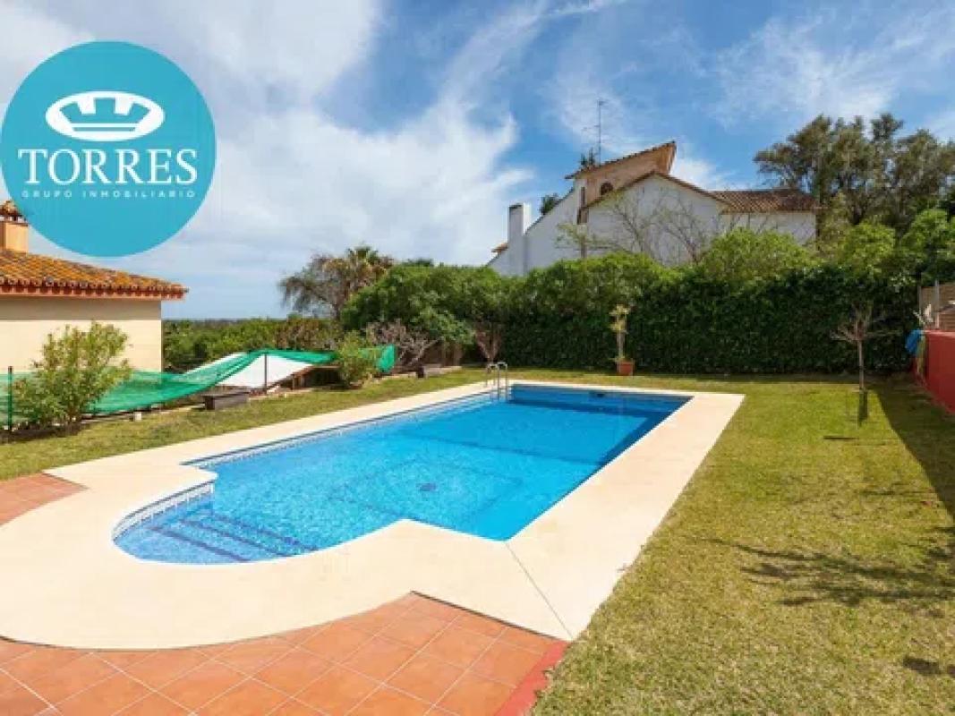 Sale of independent chalet in Barrio Cortijo de Maza-Finca Monsalvez-El Olivar, Málaga
 photo 3