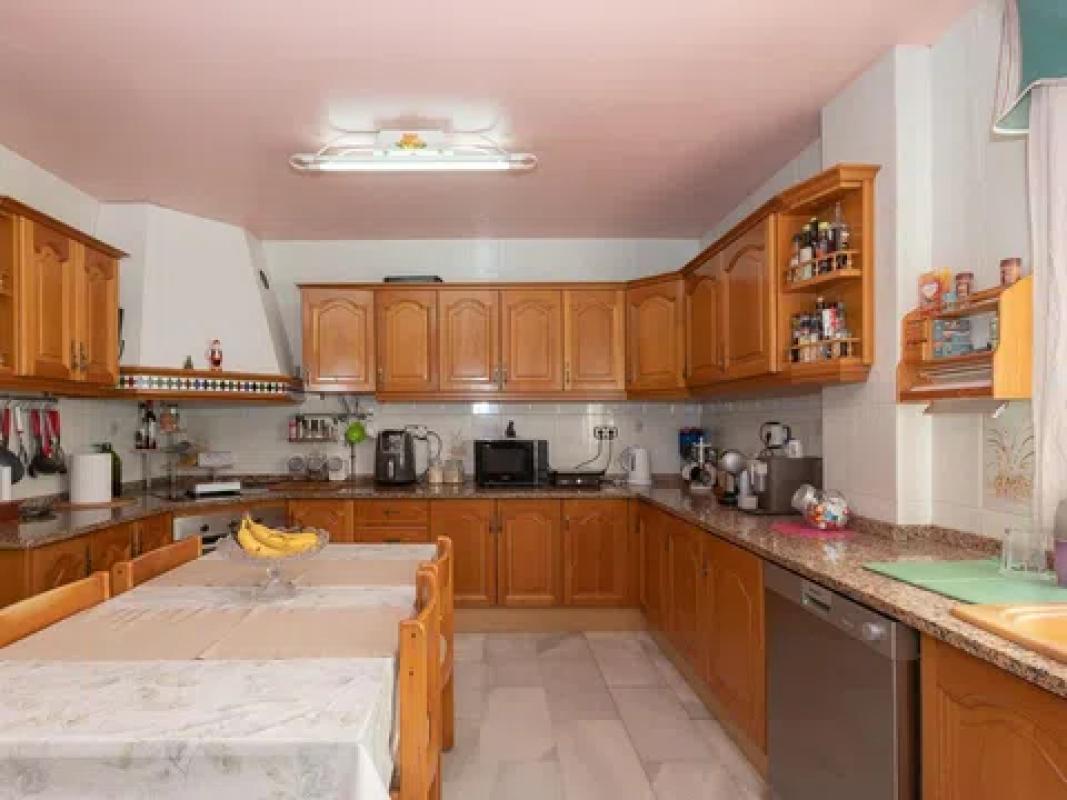 Sale of independent chalet in Barrio Cortijo de Maza-Finca Monsalvez-El Olivar, Málaga
 photo 4