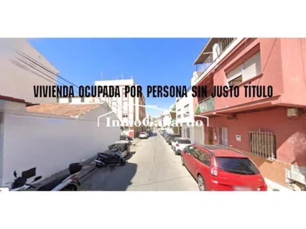 Chalet adosado en calle Francisco López López photo 2