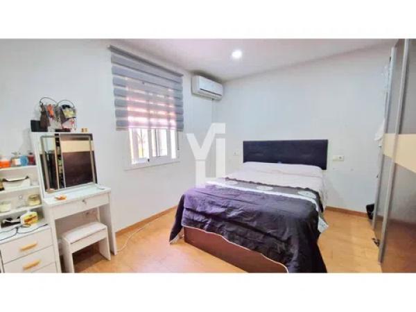 Chalet independiente en venta en Barrio Mangas Verdes - Las Flores, Málaga
 photo 1