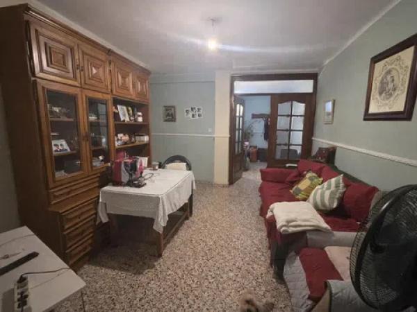 Продажа квартиры на Barrio Ciudad Jardín, Малага
 photo 1