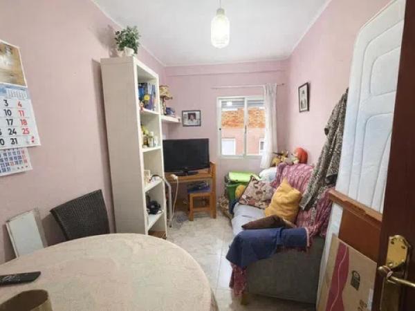 Продажа квартиры на Barrio Ciudad Jardín, Малага
 photo 2