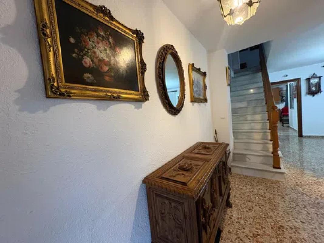 Propiedades en venta y alquiler en España photo 3