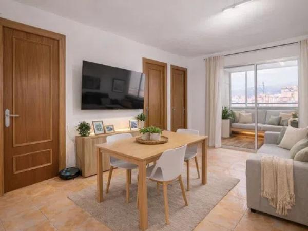 Venta de piso en Calle Obispo Pedro de Moya, Málaga
photo 1