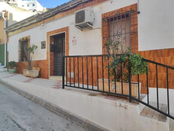 Chalet pareado en calle Ojén photo 2