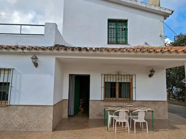 Casa rural en carretera Montes de Málaga s/n photo 2