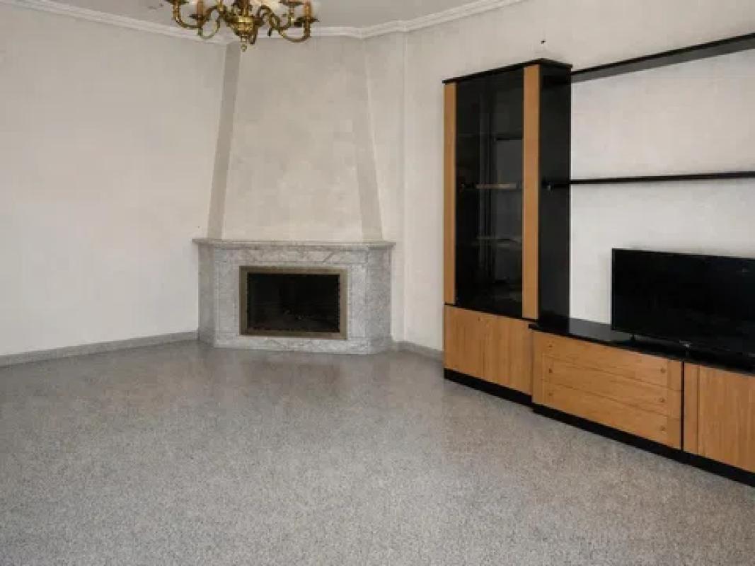 Properties for sale and rent in Spain photo 3