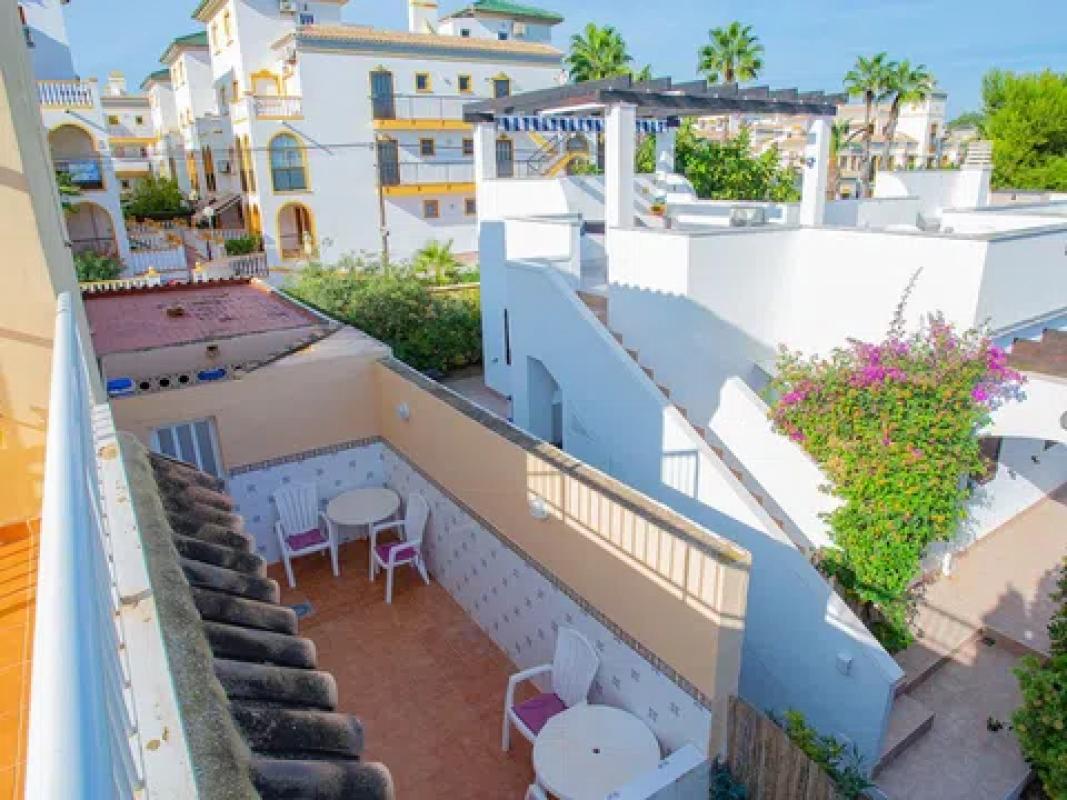 Venta de chalet independiente en Calle Mimosas, Torrevieja
 photo 3