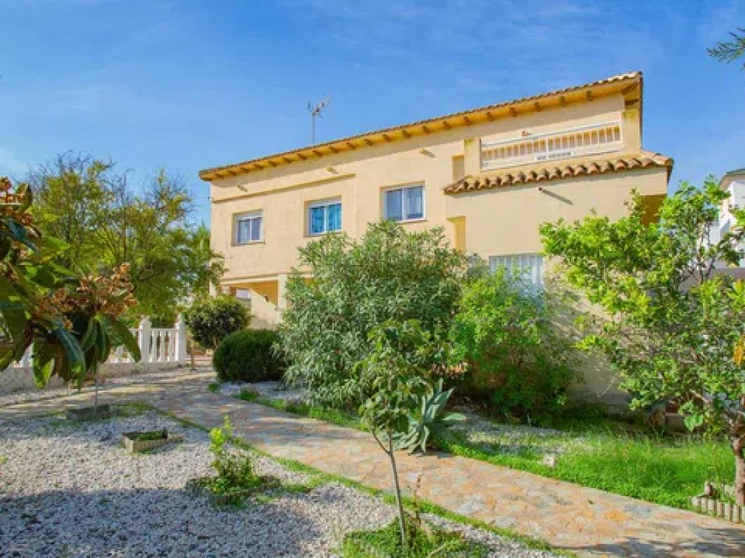 Venta de chalet independiente en Calle Mimosas, Torrevieja
 photo 4
