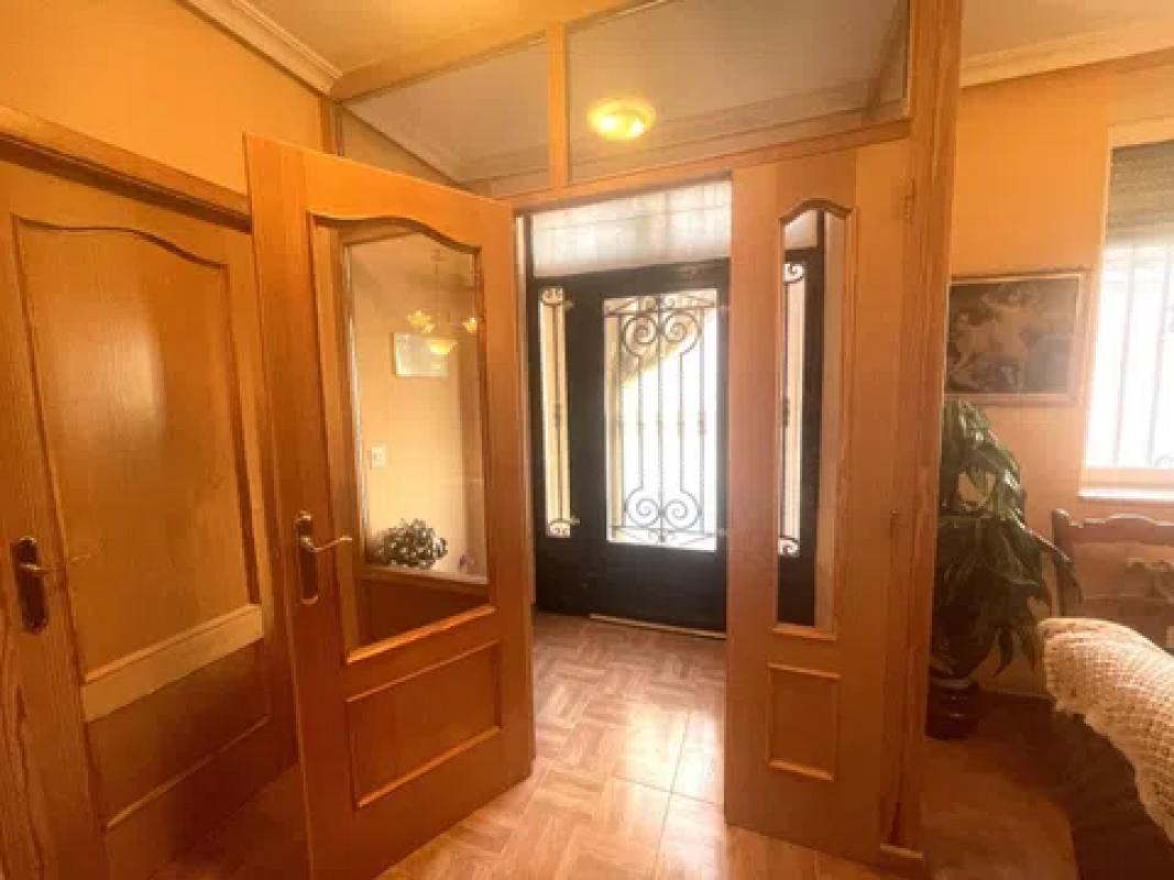 Properties for sale and rent in Spain photo 3