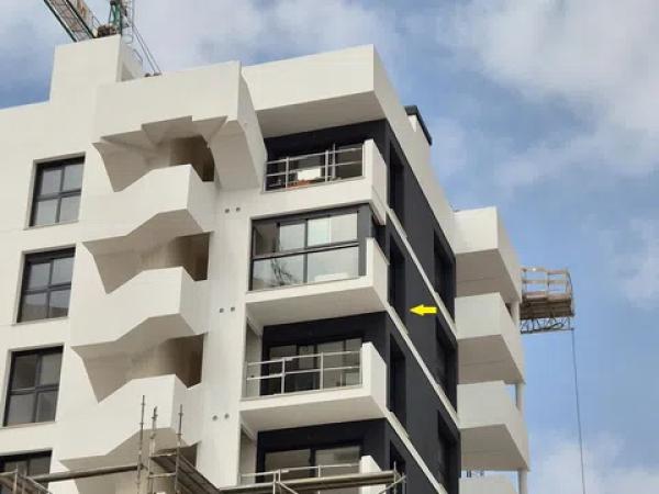 Venta de piso en Avenida del Puerto, 38, Guardamar del Segura
thumbnail 1