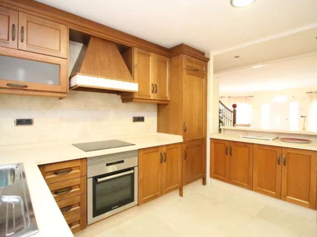 Sale of independent chalet in Centro, Rojales
photo 4
