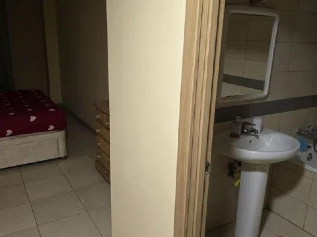 Продажа квартиры на Calle Santa Bárbara, 3727, Халон
photo 5