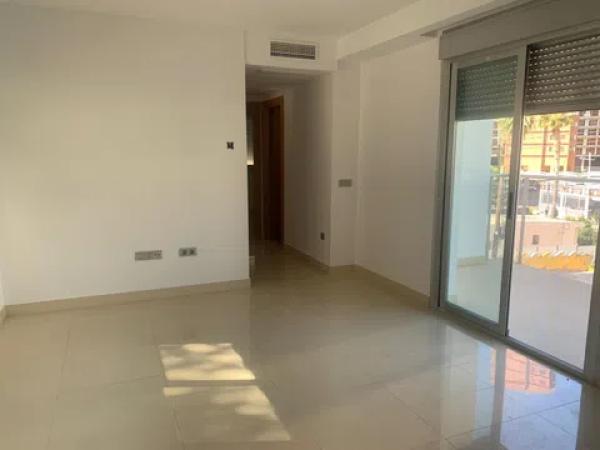 Venta de piso en Cala de Finestrat, Finestrat
thumbnail 1