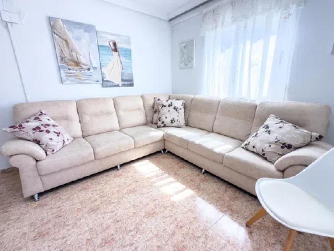 Sale of apartment in Calle Guardamar, Torrevieja
photo 4
