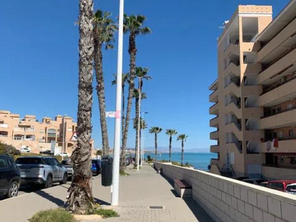 Продажа квартиры на Calle del Cabo, 7, Торревьеха
thumbnail 1